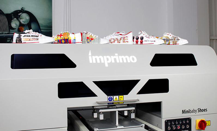 IMPRIMO lanza la nueva Minibaby Shoes UV LED