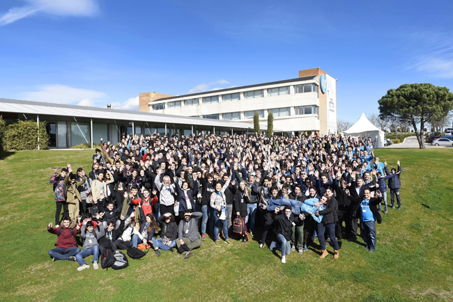 HP acerca las vocaciones científico-tecnológicas a más de 300 jóvenes en la competición HP CodeWars