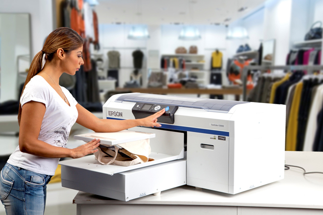 Epson impulsa el mercado de la personalización en ExpoHogar