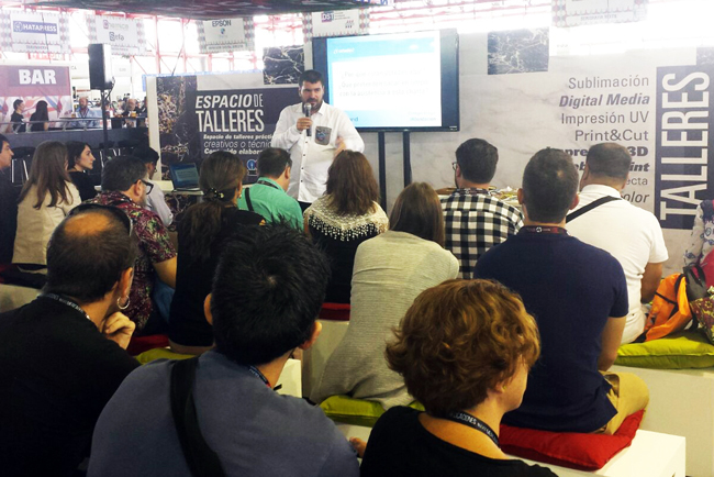 Descubra la versatilidad de la tecnología digital en los workshops y conferencias que Roland DG presentará en C!Print 2017