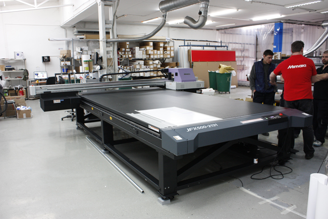 Real Print mejora rendimiento y calidad a un precio asequible con la impresora Mimaki JFX500-2131