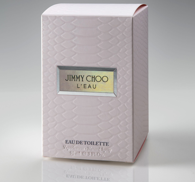 A packaging with simplicity and minimalism accompanied by great complexity