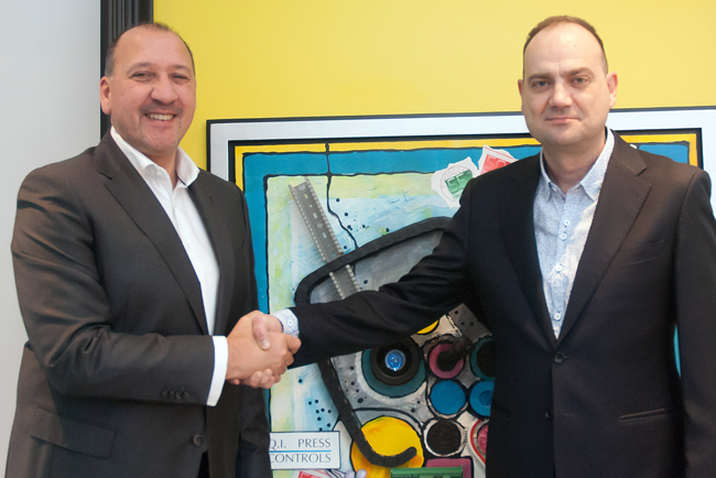 Q.I. Press Controls - Engineering Automation Electronics vuelve a asociarse con Mecaprint S.L.