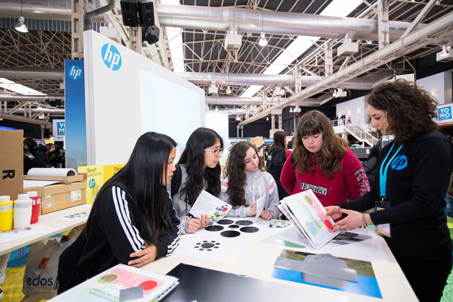 HP acerca la tecnología de impresión 3D y la realidad virtual a más de 15.000 adolescentes