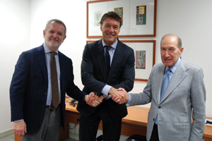 Centro stampa Quotidiani y Q.I. Press Controls firman el primer acuerdo en Italia