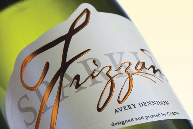 Avery Dennison presenta su portfolio Aqua Proof para vinos y espumantes