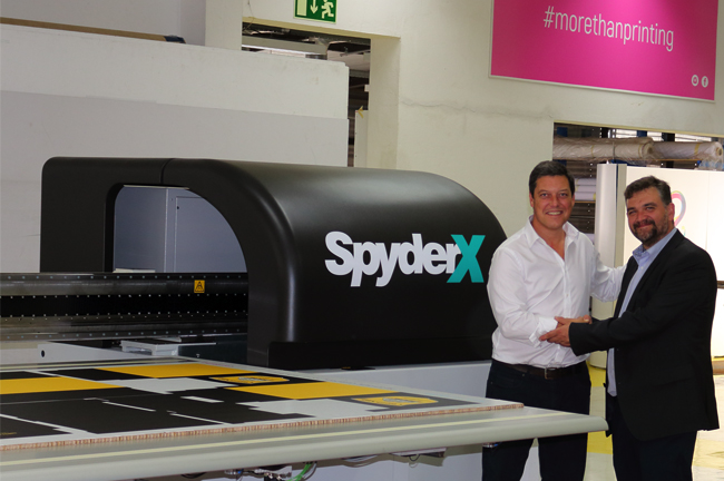 L2 More Than Printing, cliente de Digital Hires, adquiere la primera Spyder X para el mercado portugus