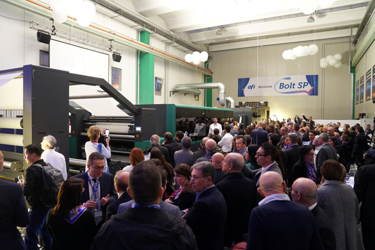 EFI lanza la impresora textil Reggiani BOLT, una nueva generacin de mquinas digitales de impresin en una sola pasada