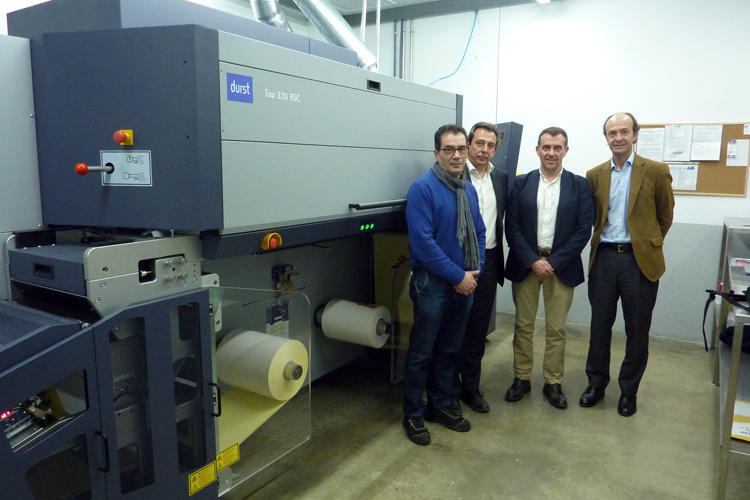 El Grupo Printeos instala una de las primeras Tau 330 RSC en la planta de Adhesivos del Segura