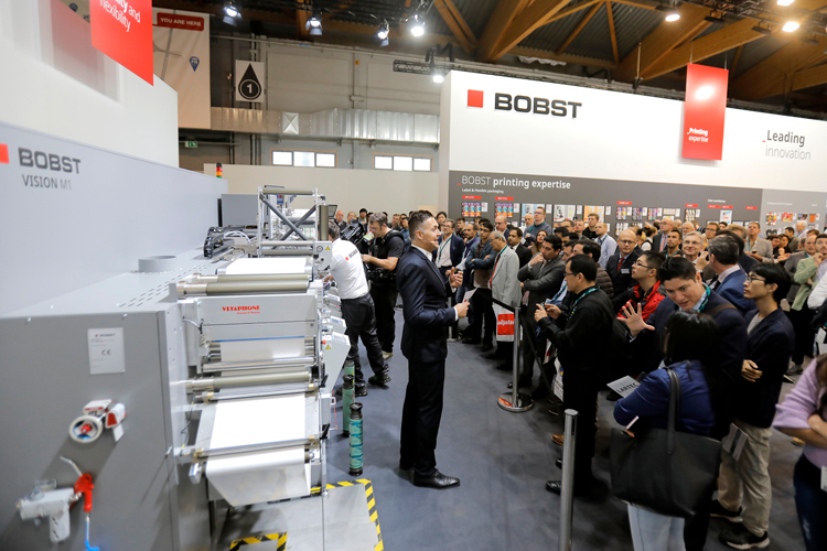 BOBST presenta la nueva impresora híbrida MASTER DM5 en Labelexpo 2019, augurando así una nueva era en la impresión de etiquetas