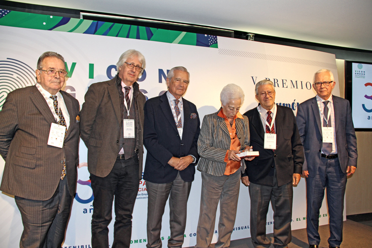 Christian Walter gana la quinta edición de los premios Ramón Sayans de FESPA España