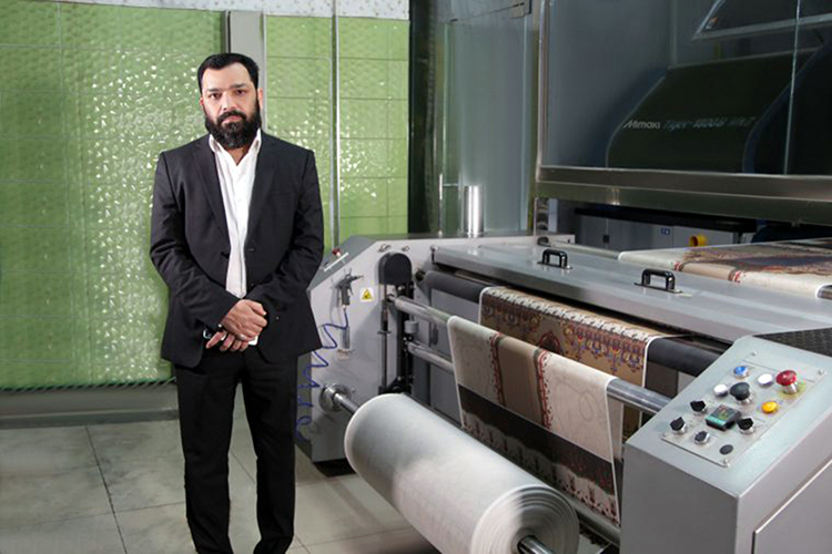 Moti Fabrics pasa a la produccin digital textil con las impresoras Mimaki Tiger-1800B MkII