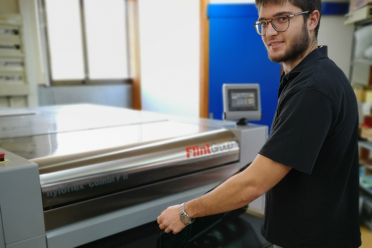 Etiquetes Anoia, the journey to improve print quality and consistency with Flint Group