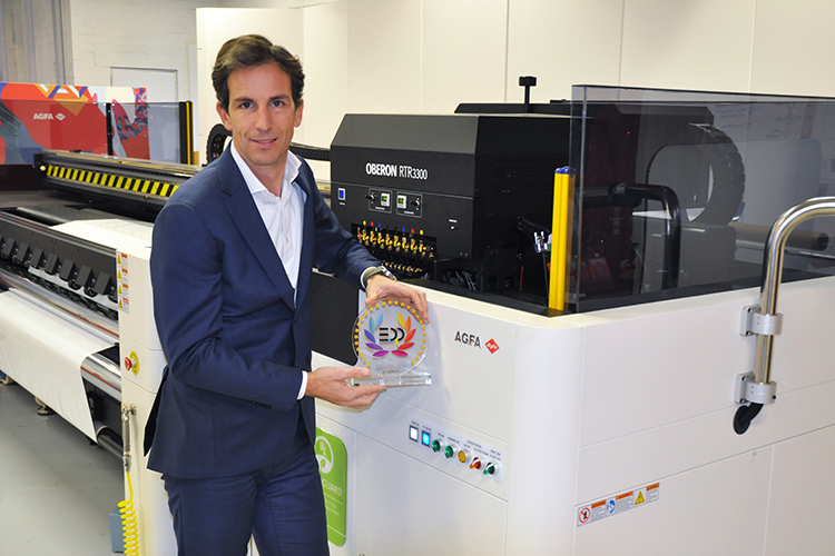 European Digital Press Association rewards Agfas Oberon RTR3300 large-format printer