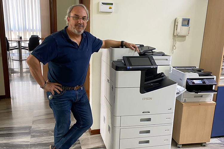 La Notaría Antonio Luis Ruiz Reyes, pionera en imprimir de manera sostenible gracias a la tecnología Epson