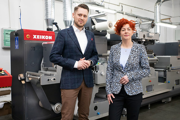 Etilab responds to demands for faster delivery and special embellishments with Xeikon