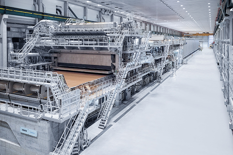Voith successfully starts up world´s largest kraftliner machine for SCA in Obbola