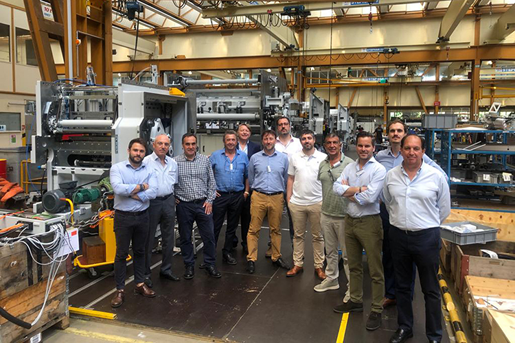 El Grupo de Fabricantes de Envases Plegables de ASPACK visita las instalaciones de Bobst en Suiza
