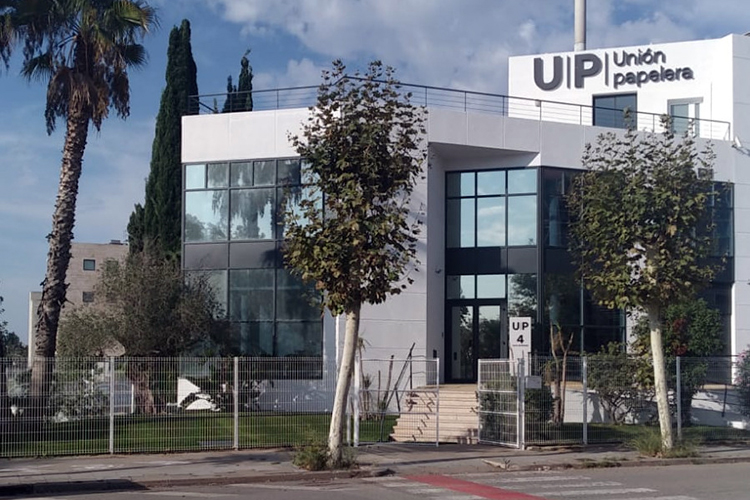 Unión Papelera inaugura nuevas instalaciones en Catalunya