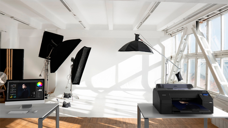 La nueva impresora fotogrfica y para aplicaciones de arte de Epson mejora en usabilidad, calidad y productividad