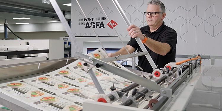 The Delta Group first official customer site for Agfas SpeedSet Orca single-pass inkjet press
