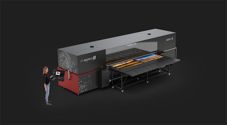Agfa impulsa la innovacin con la presentacin de la impresora de inyeccin de tinta y el debut de la Jeti Bronco H3300 HS en la PRINTING United Expo 2025