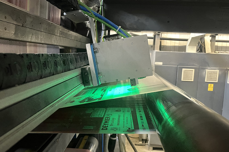 La modernizacin del sistema IDCsmart en la impresora M600, mejora la precisin del control del color y la fiabilidad del proceso en Maury Imprimeur