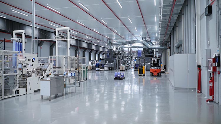 CCL Label amplía sus operaciones en Tibi, España, reforzando la producción sostenible de Shrink Sleeves y Etiquetas In-Mould de alto rendimiento