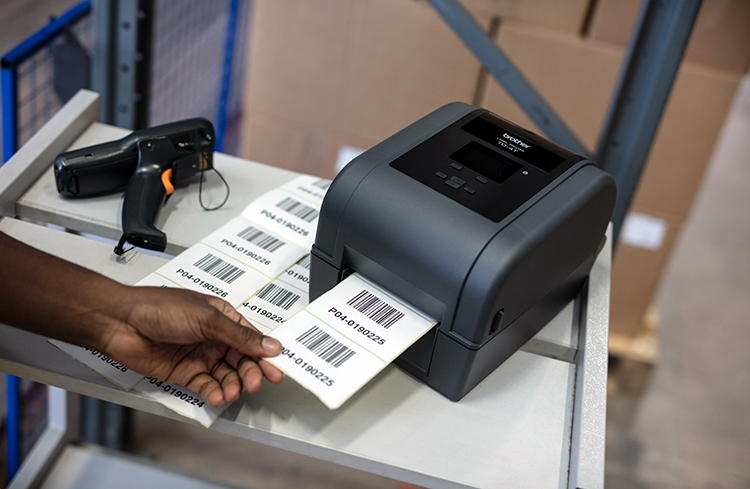 Auto Radio acelera la identificaci�n de sus almacenes y elimina incidencias con Brother Safety