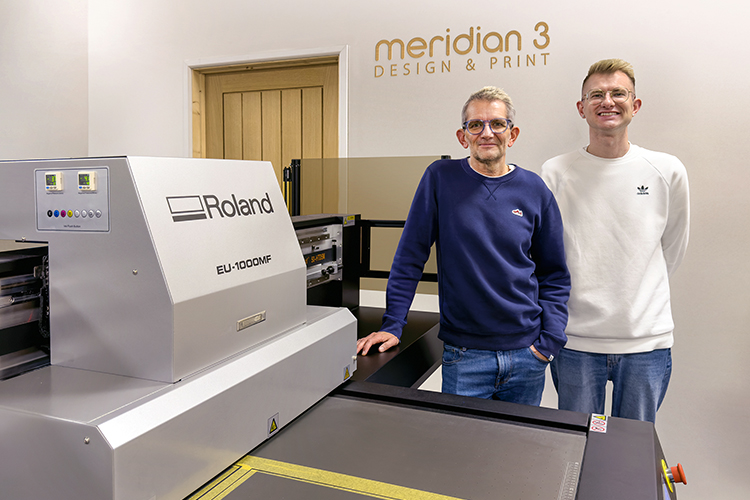 El cambio de Meridian 3 hacia la producción personalizada con Roland DG