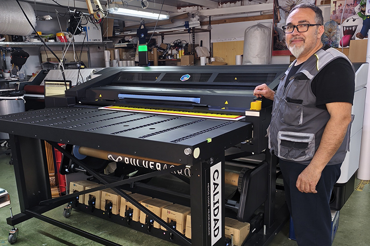 Publimar simplifica su proceso de producci�n y ampl�a su oferta de productos con la incorporaci�n de una HP Latex R530