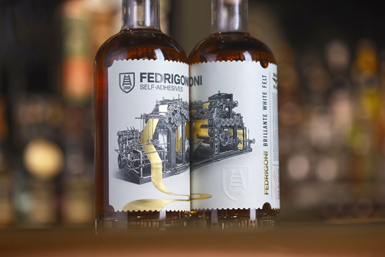 Los adhesivos autoadhesivos de Fedrigoni presentan materiales sensibles a la presi�n