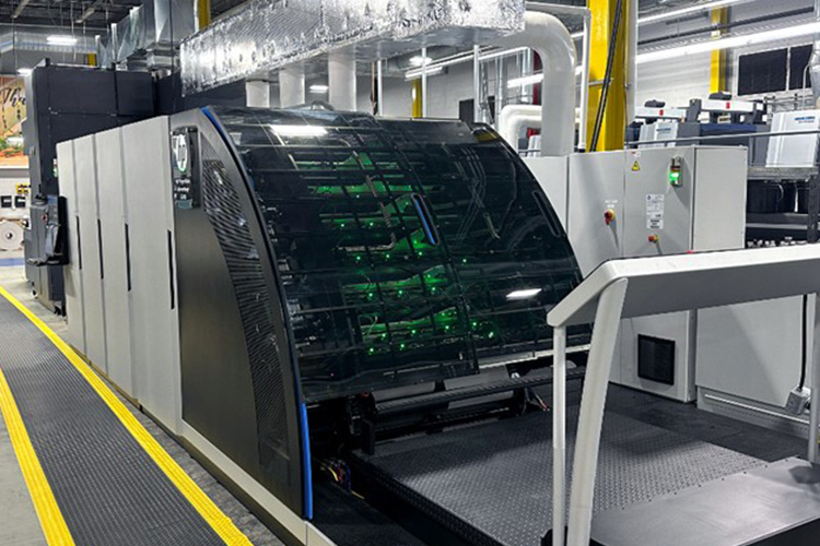 HP permite a Hatteras escalar la producci�n de impresi�n basada en datos con la instalaci�n de HP PageWide Advantage 2200