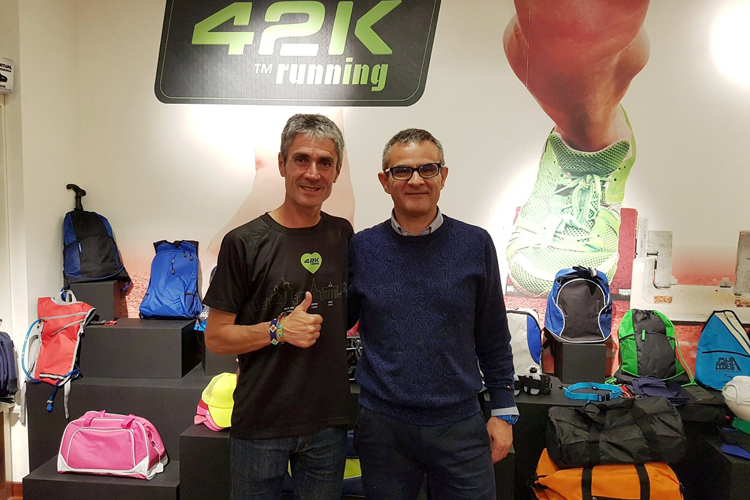 42k running, deportistas creando tendencia en la producción de Textil técnico con Roland DG