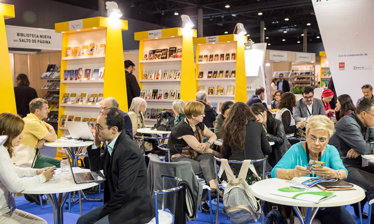 Los editores reclaman volver a poner la lectura en el centro de la vida cultural del país