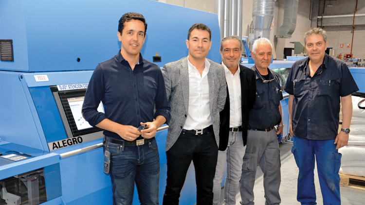 Gómez Aparicio instala una encuadernadora Müller Martini Alegro