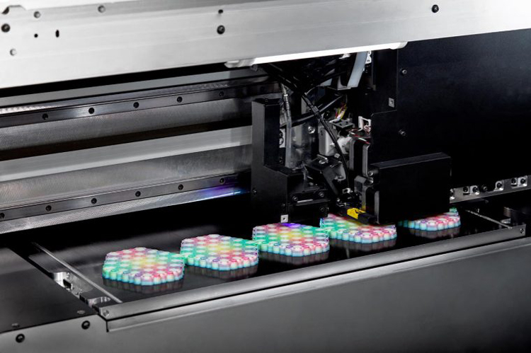 Mimaki enseña musculatura en FESPA con su presencia más destacada hasta la fecha y con el lanzamiento de nuevos productos diseñados para impulsar la rentabilidad en empresas de gran formato