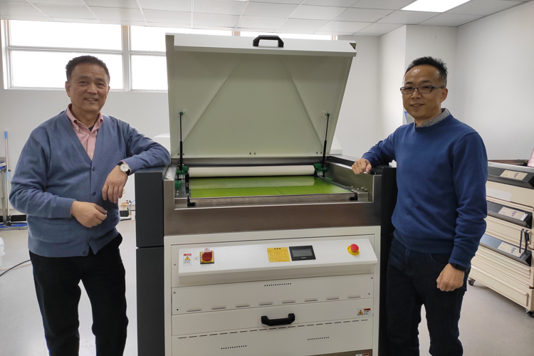 Shanghai Hengze Printing Company adopta las planchas Asahi para cambiar de la impresión tipográfica a la flexografía