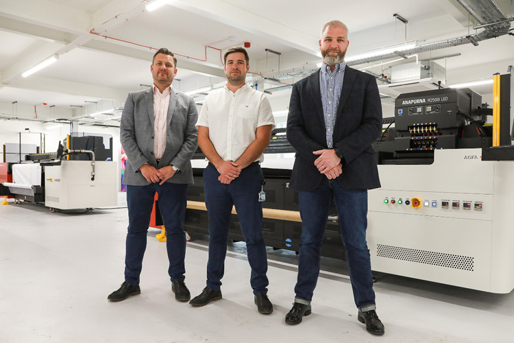 Los nuevos cabezales de Agfa aseguran que se satisfagan los pedidos en Solopress