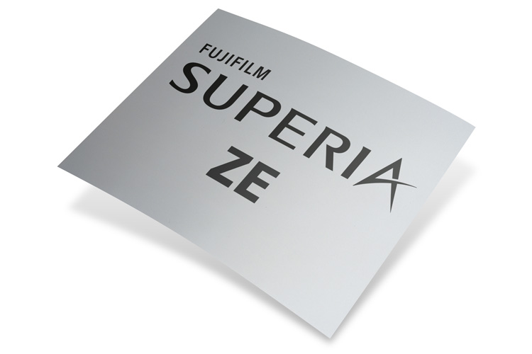 Las planchas sin procesado dan un paso adelante con la nueva Superia ZE de Fujifilm